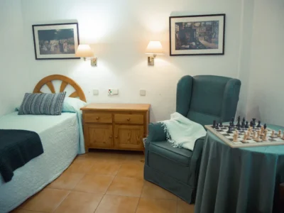 Habitación individual adaptada Residencia Magán Habitación individual adaptada